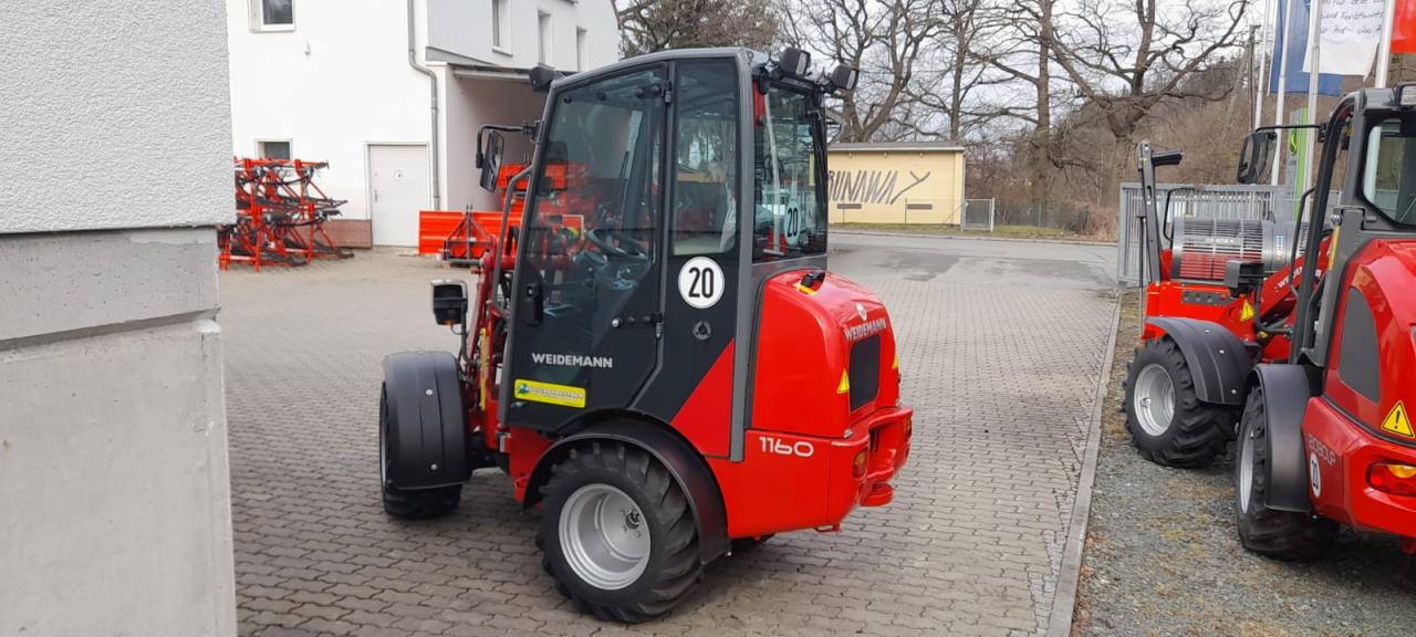 Weidemann 1160 Rear