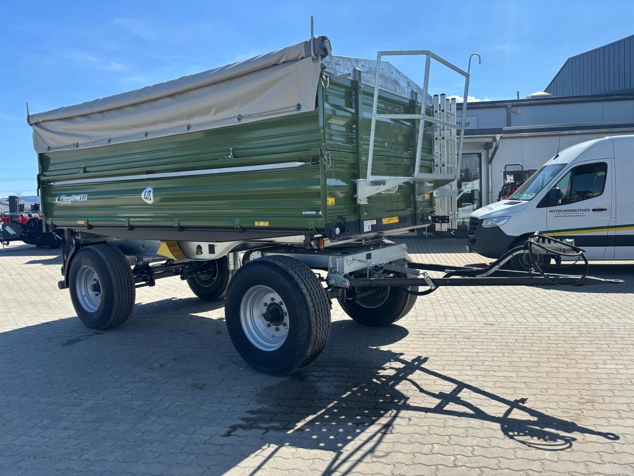 Fliegl DK 140 FOX Above