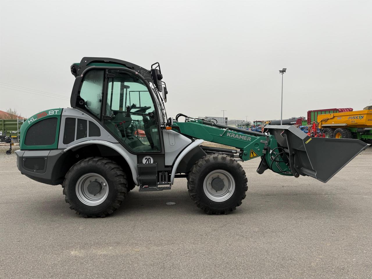 Kramer KL35.8T Right