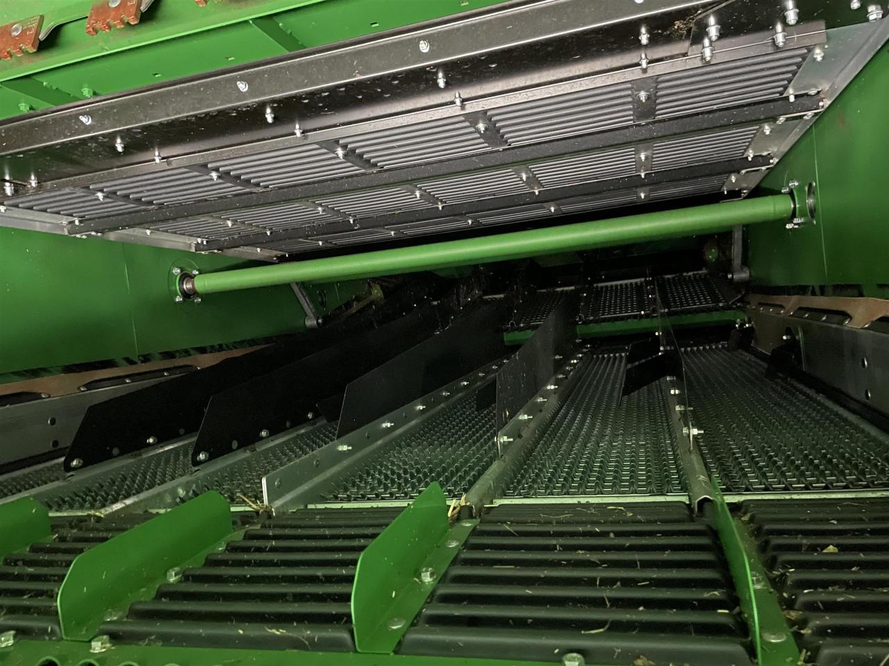 John Deere X9 - 1100 Rear