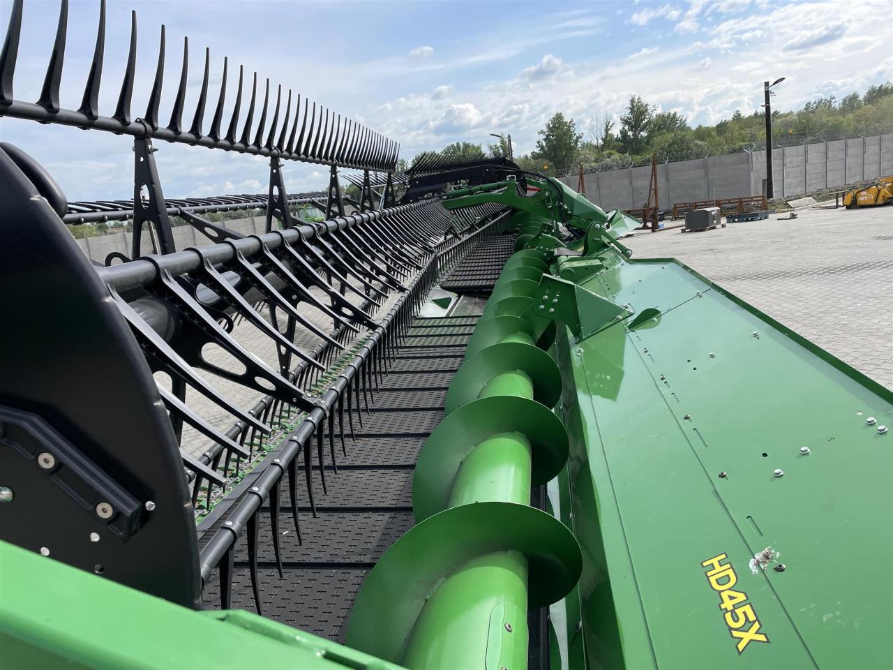 John Deere X9 - 1100 Rear