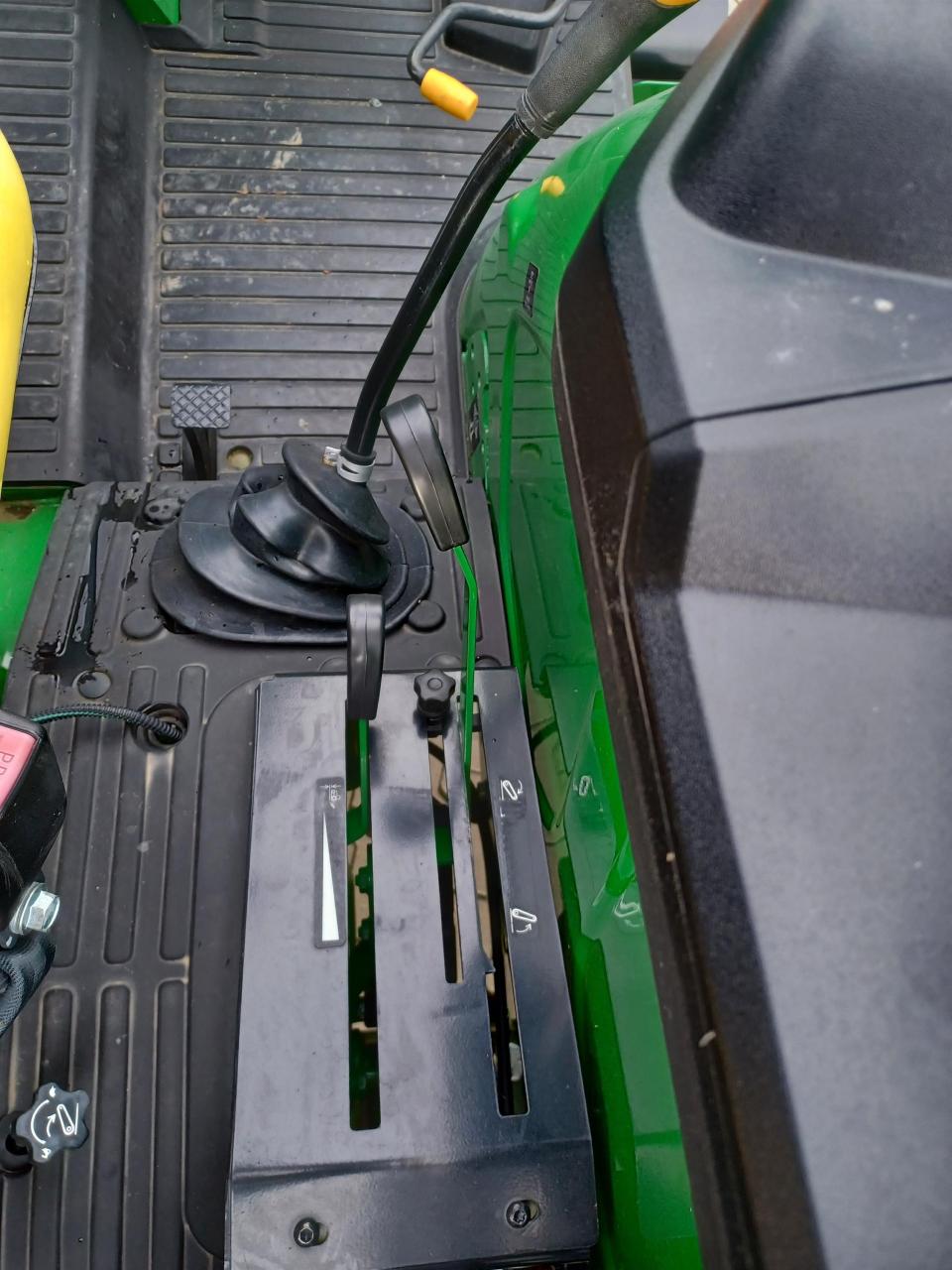 John Deere 5050E Rear