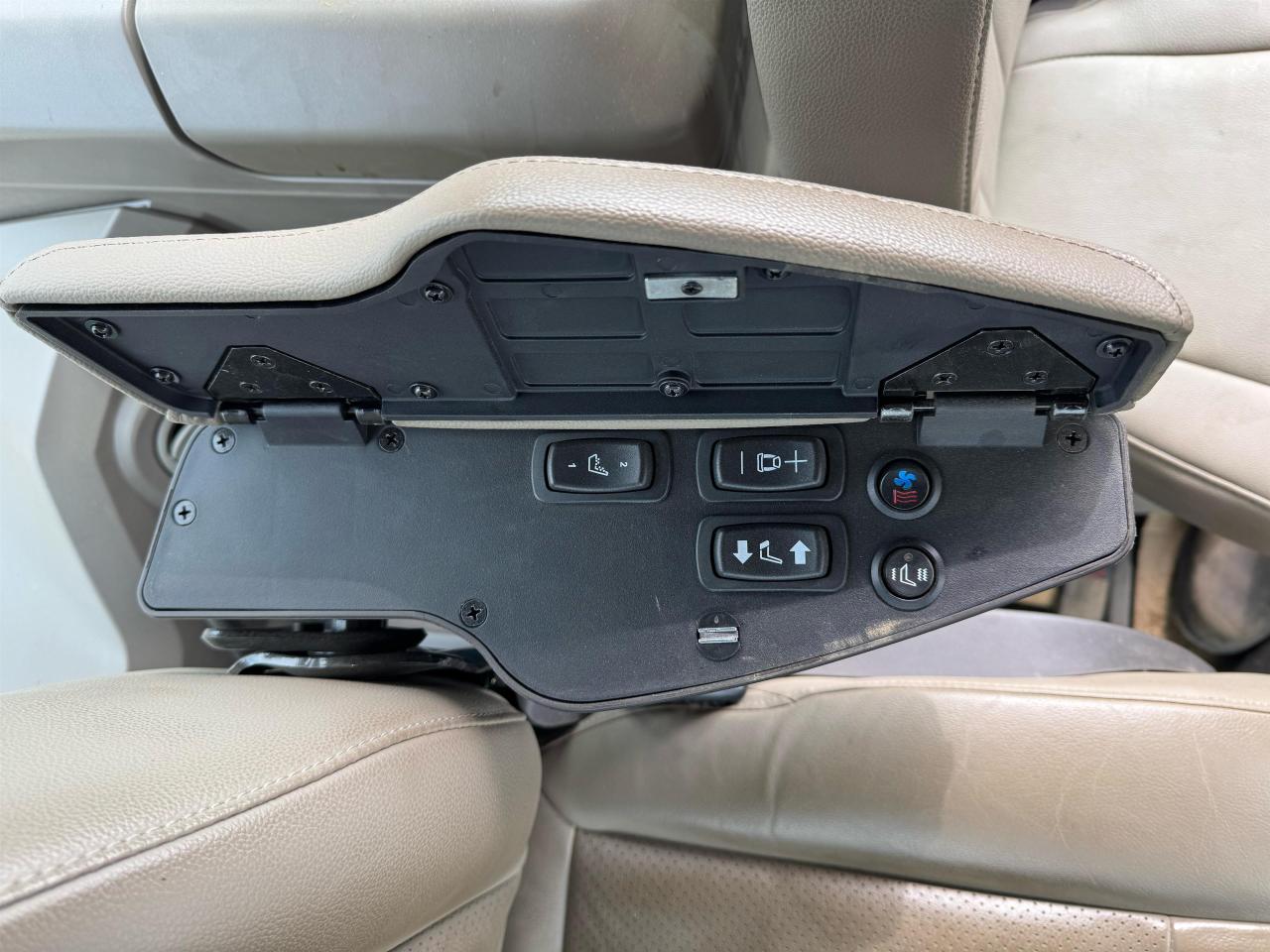 John Deere 7R 330 - Command PRO Rear