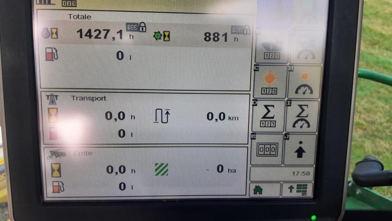John Deere 8400i Rear