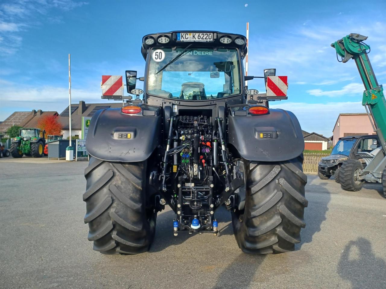 John Deere 6R 250 Black Design Right