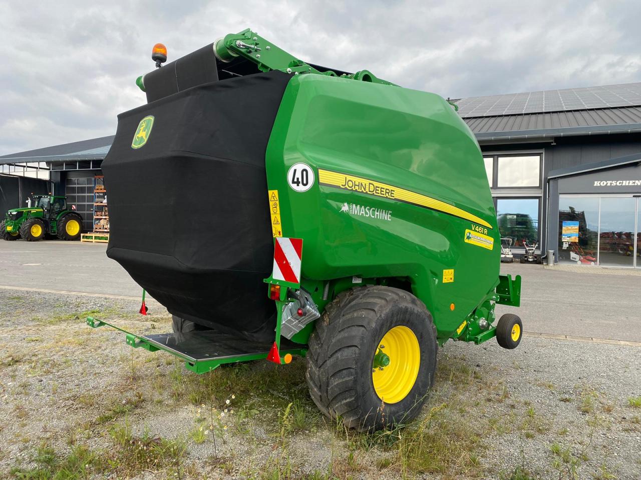 John Deere V461R Rear