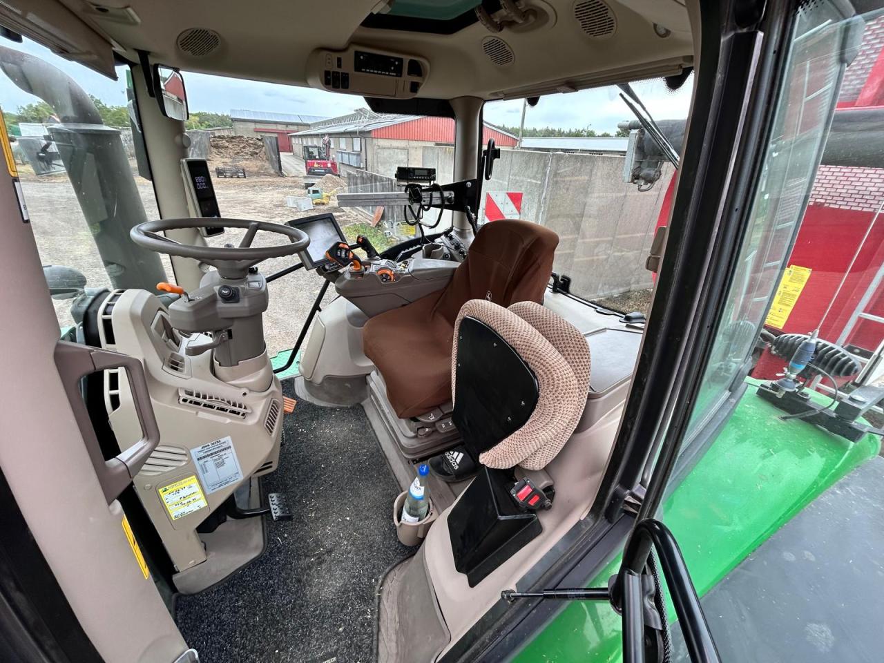 John Deere 6R 250 Aerial