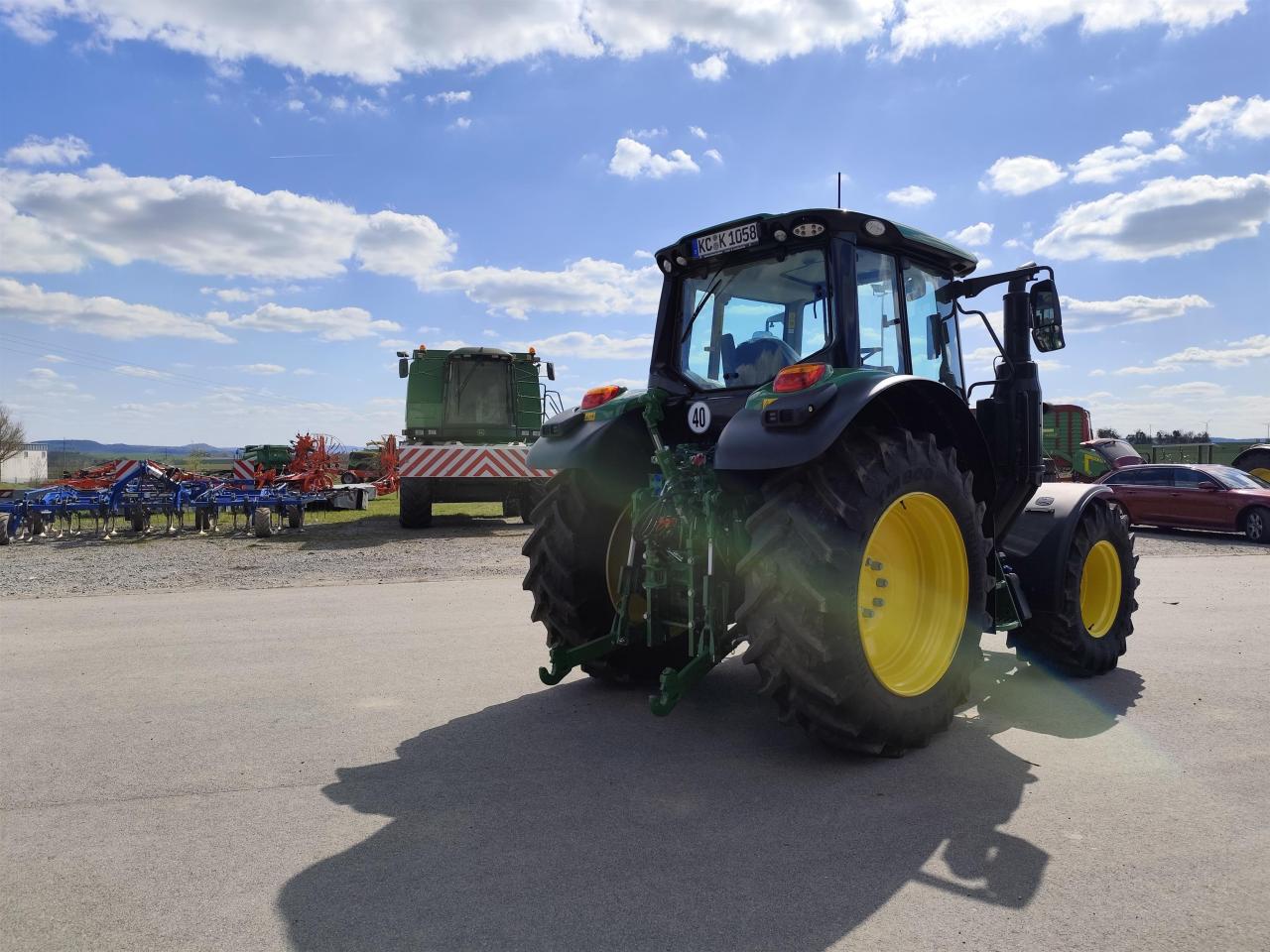 John Deere 6100M Right
