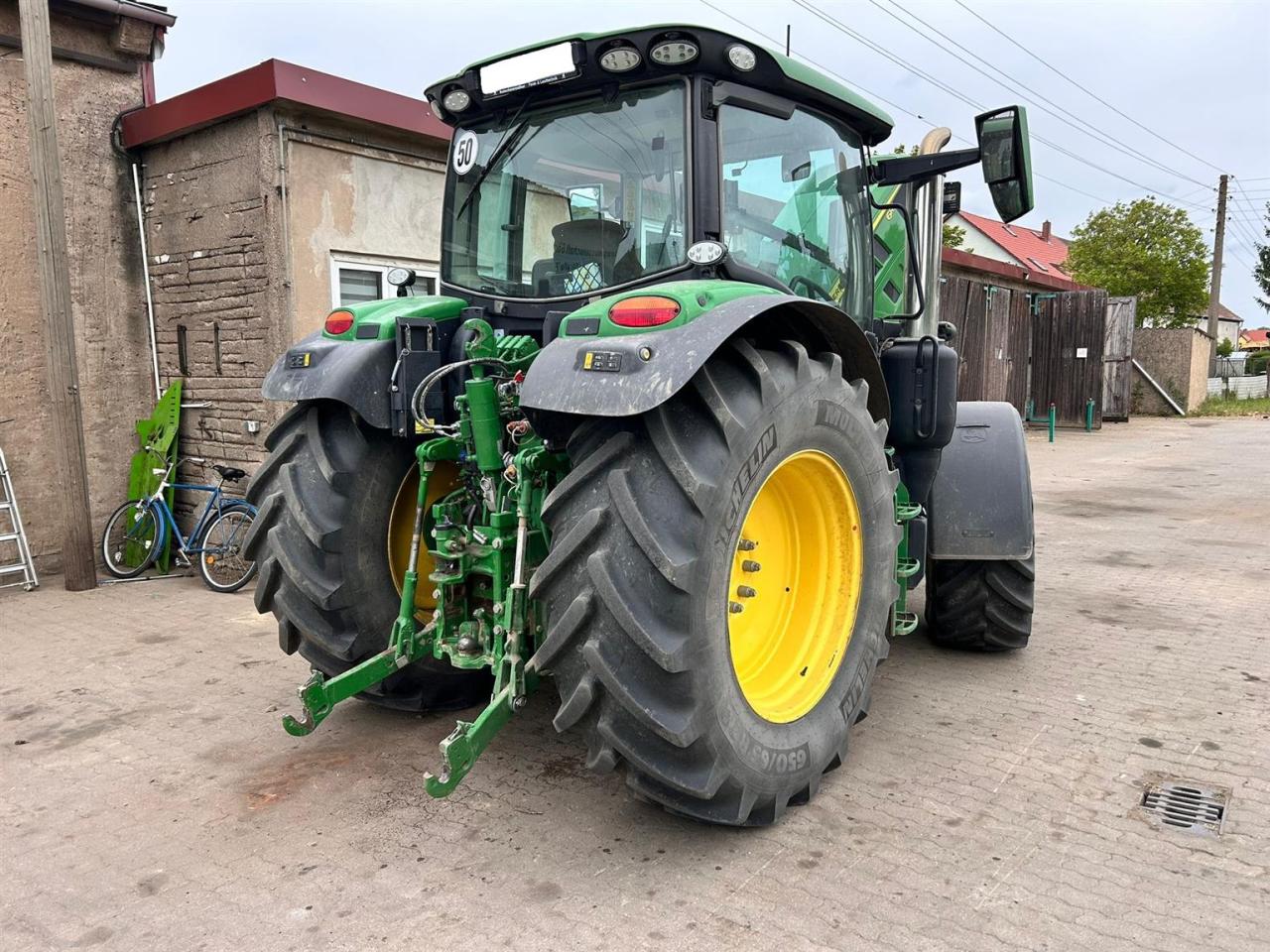 John Deere 6R 150 Rear