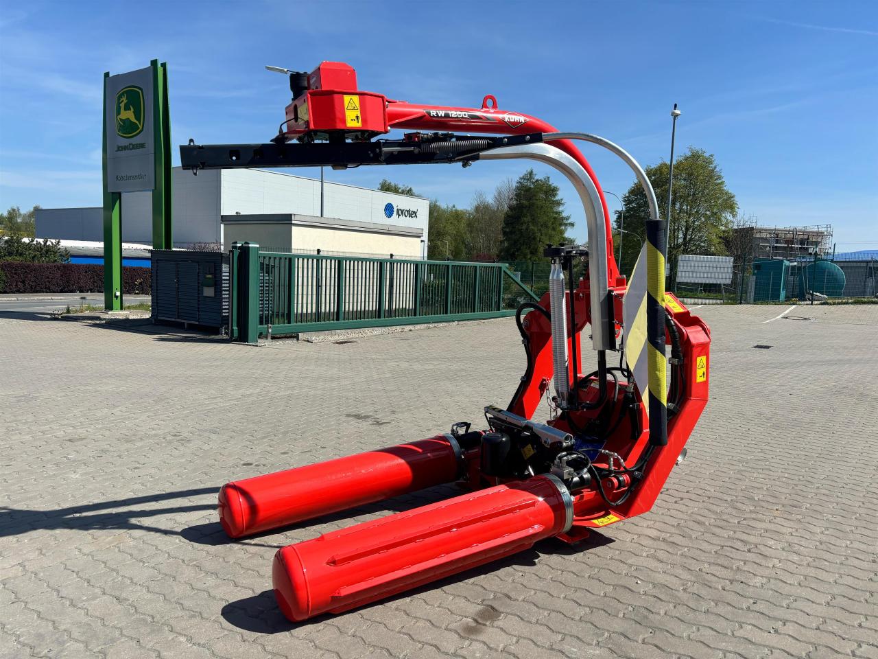 Kuhn RW 1200 C Rear