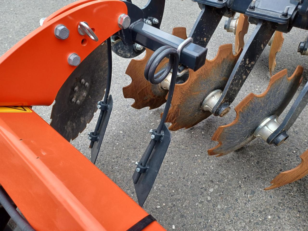 Kuhn Optimer L 300 Rear