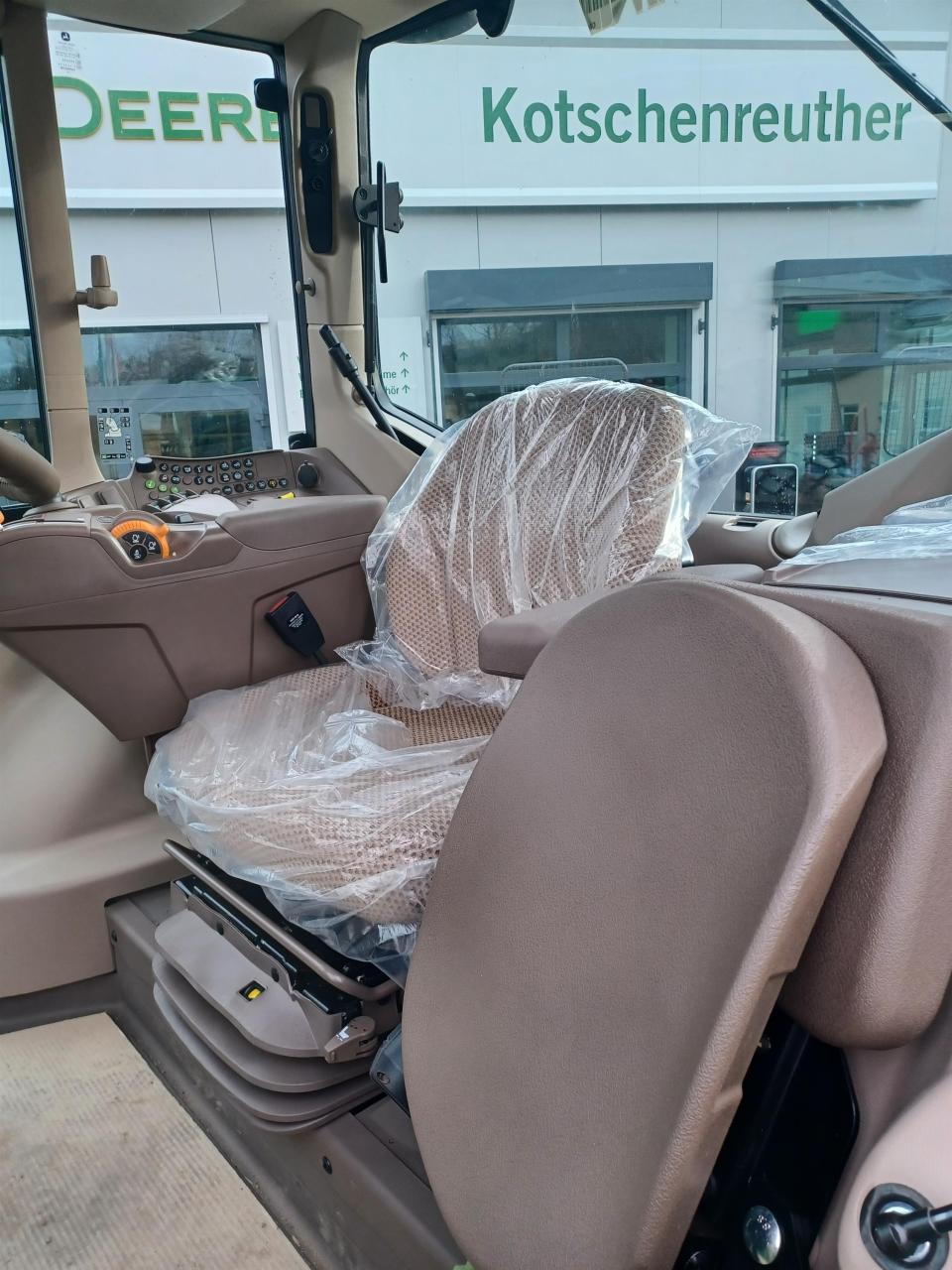 John Deere 6110M Rear