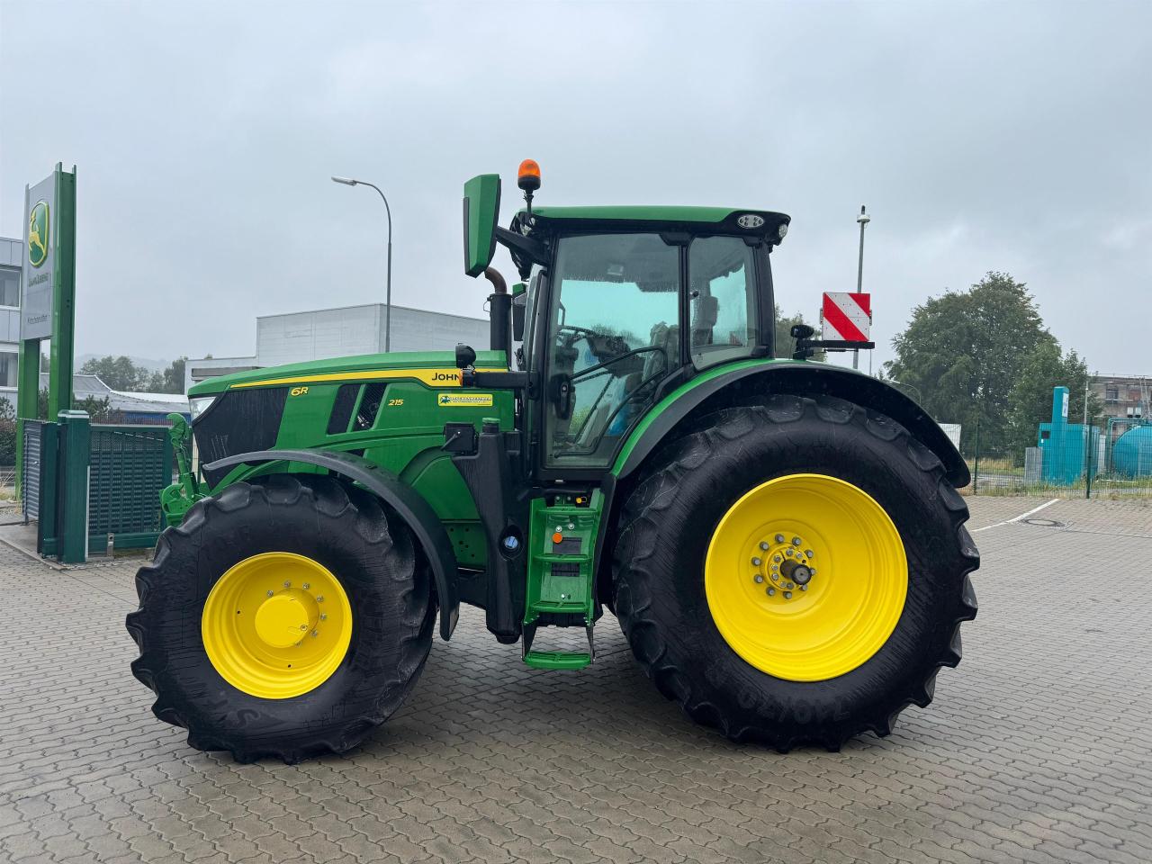 John Deere 6R 215 - Command PRO Left