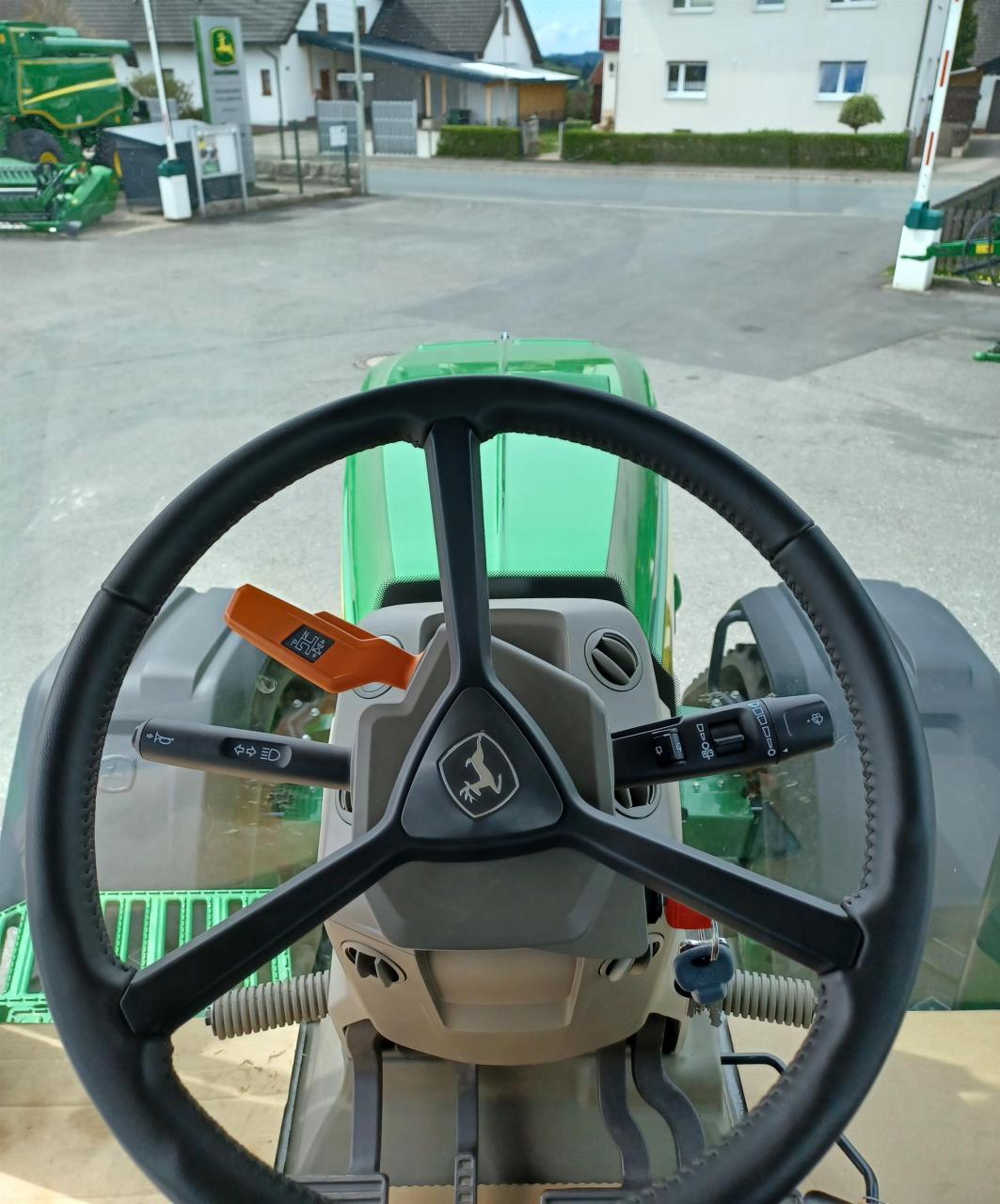 John Deere 8RX 410 Rear