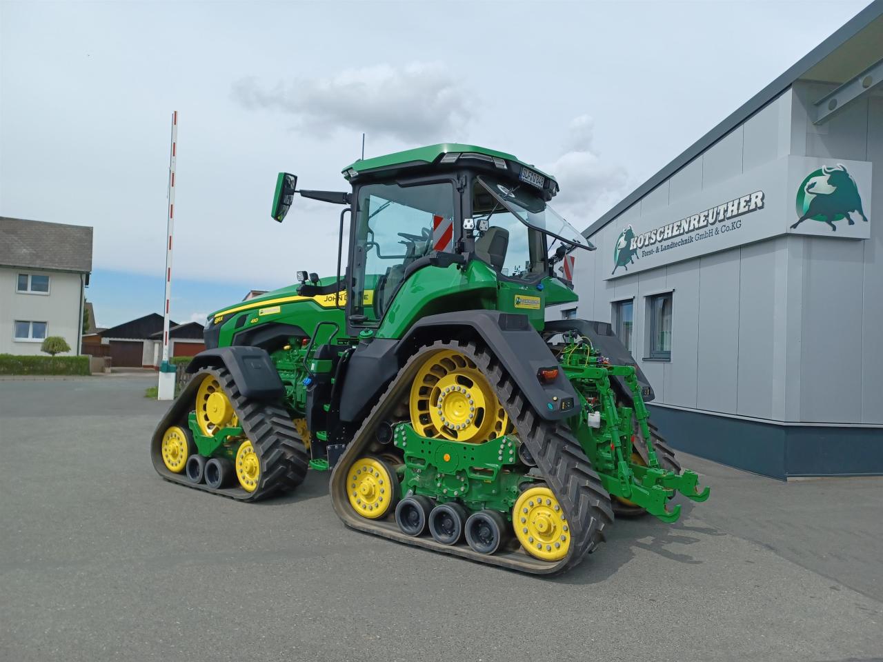 John Deere 8RX 410 Rear