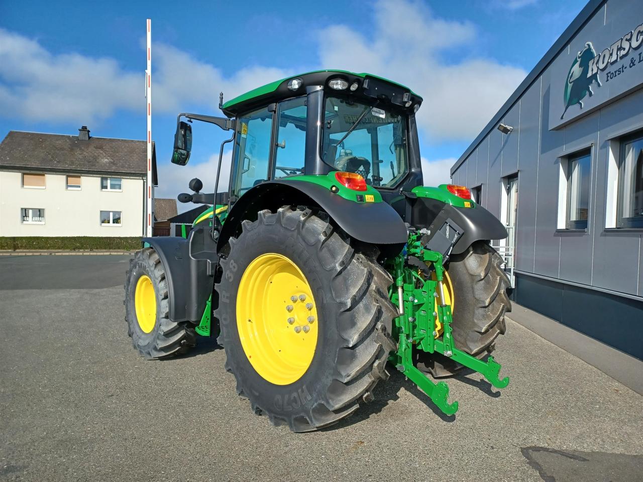 John Deere 6110M Rear