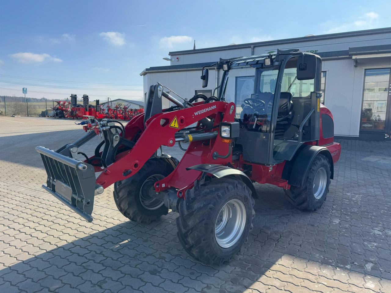 Weidemann 2080LP Inside