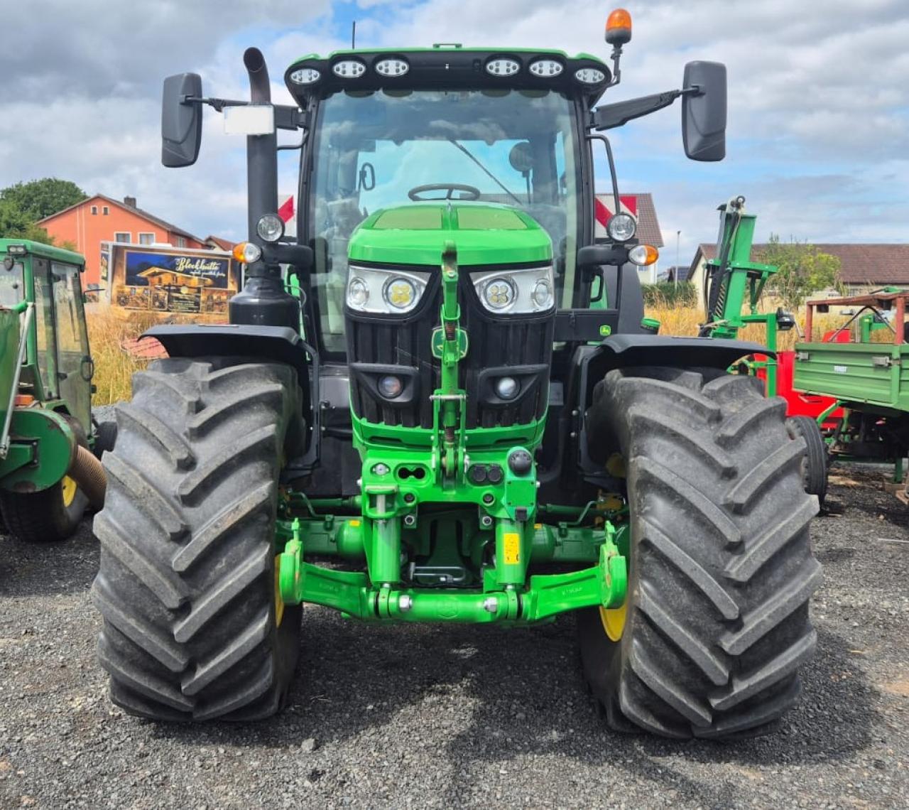 John Deere 6R 145 - Command PRO Front