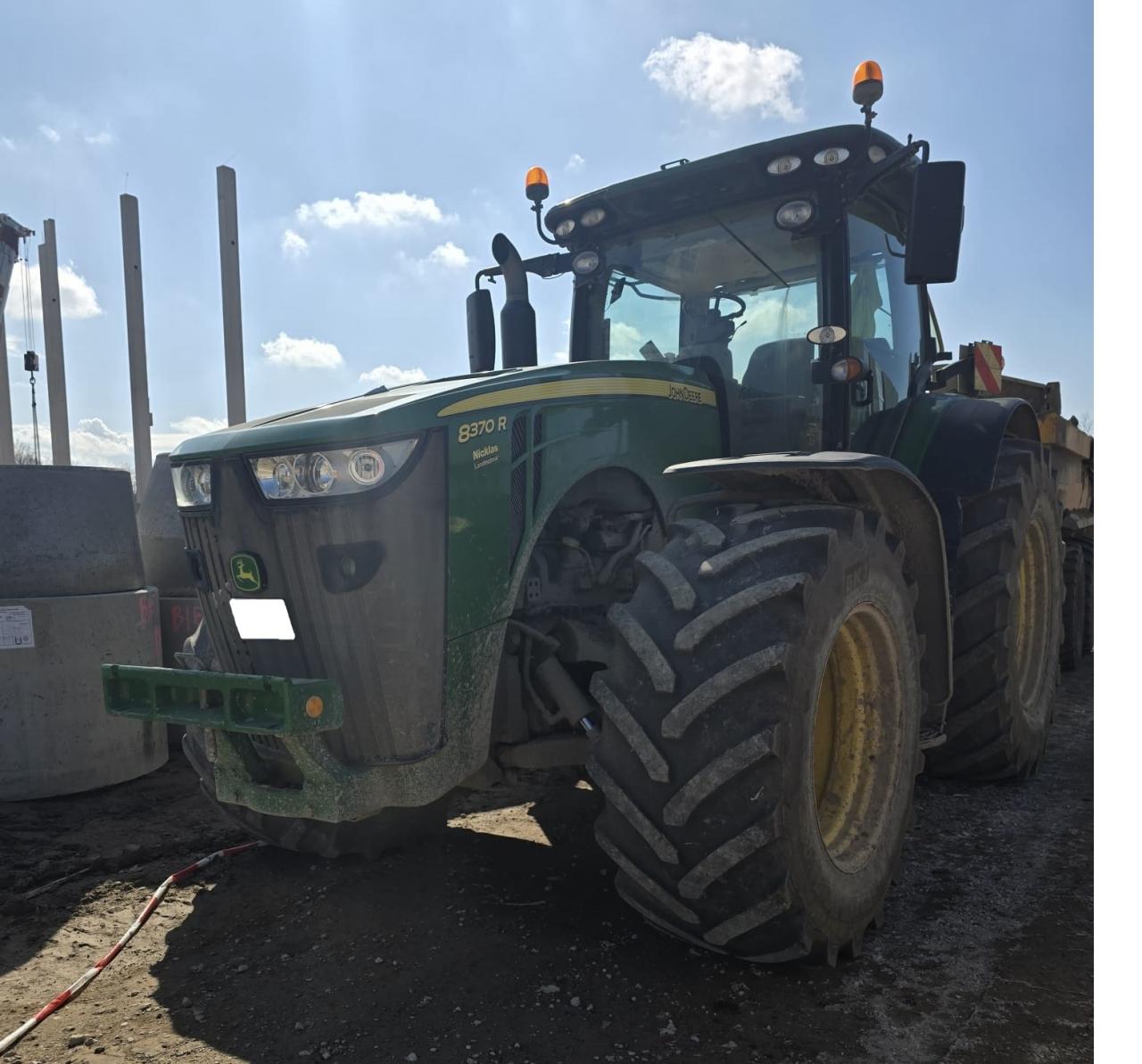 John Deere 8370R
