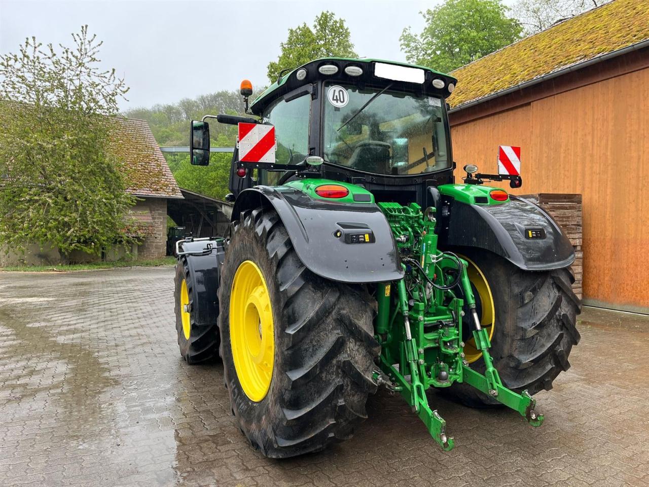 John Deere 6230R Rear