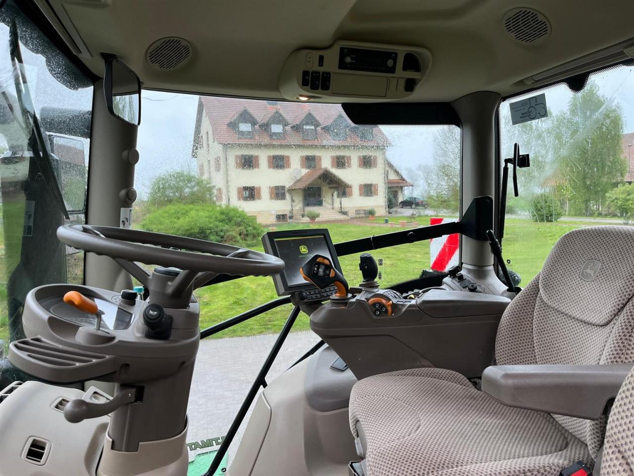John Deere 6230R Aerial