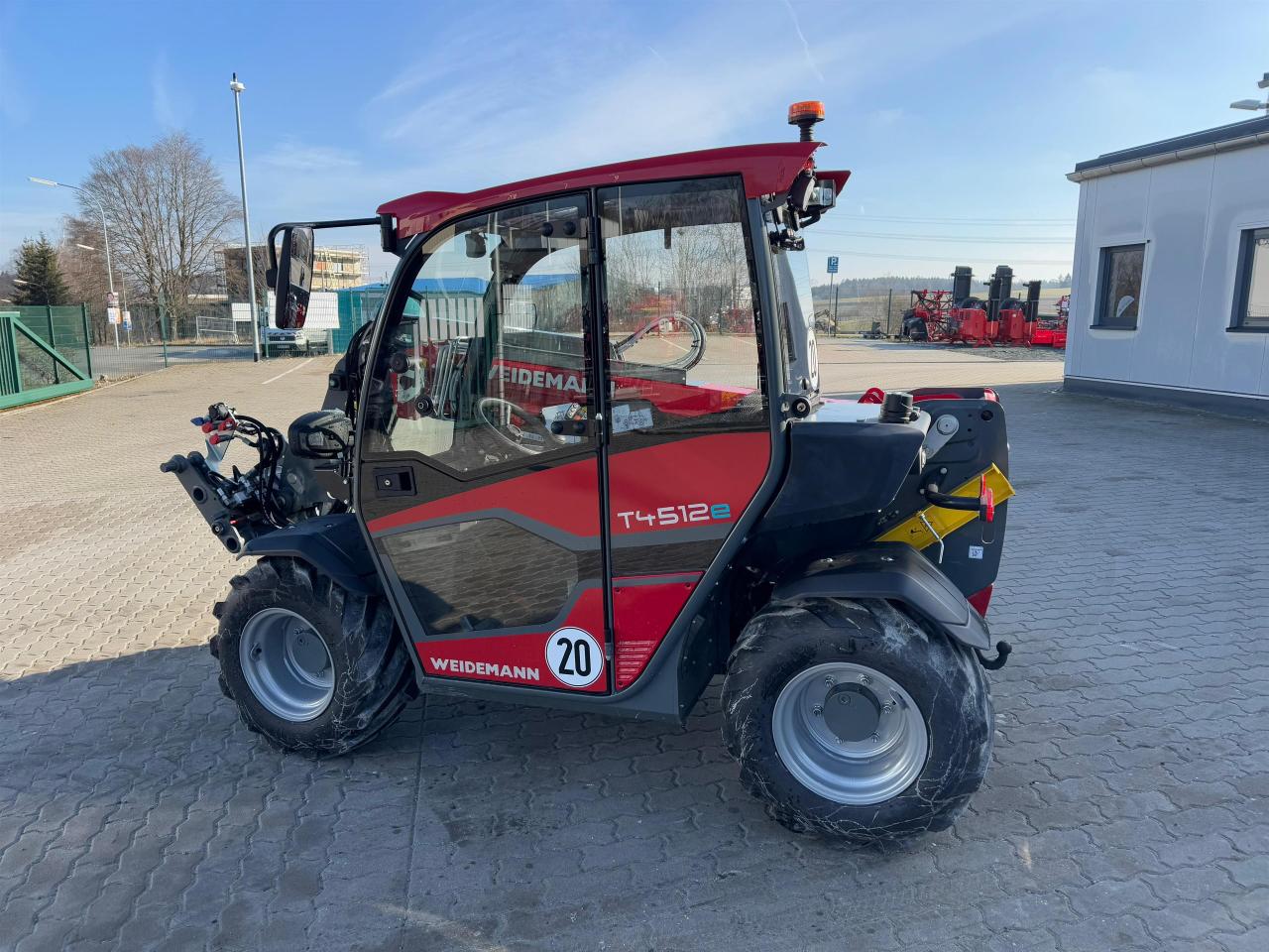 Weidemann T4512e Front