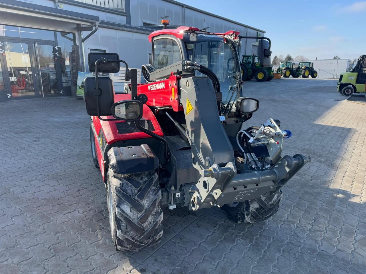 Weidemann T4512e Rear
