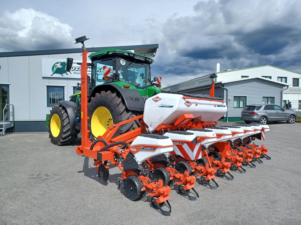 Kuhn Maxima 3 RT E Rear