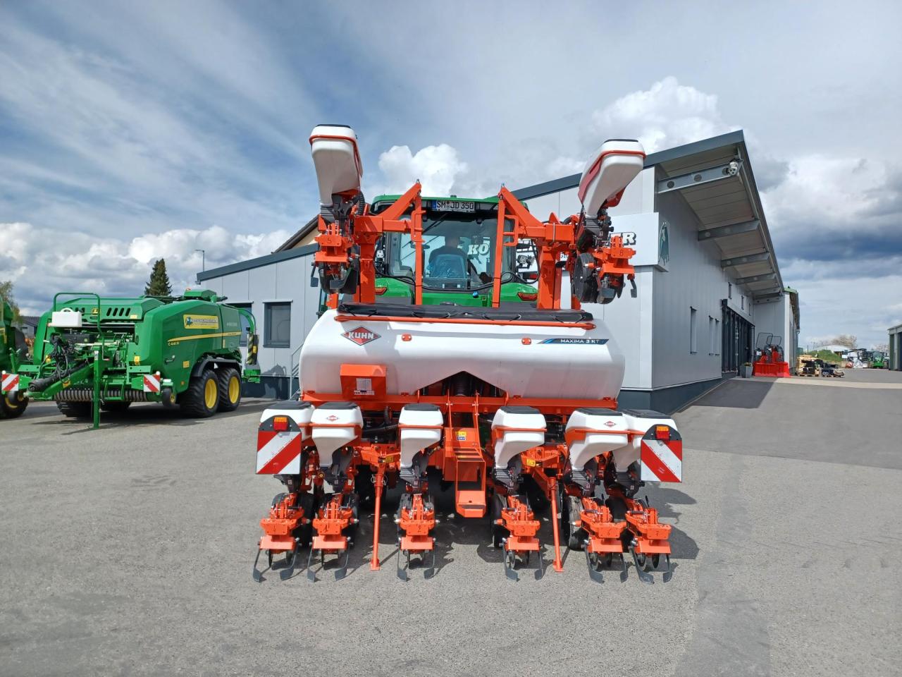 Kuhn Maxima 3 RT E Left