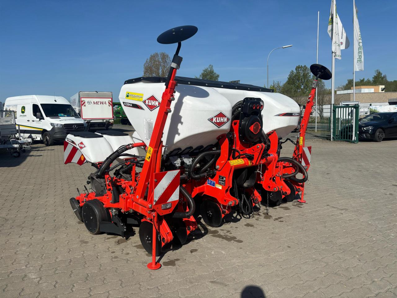 Kuhn Kosma TD Above