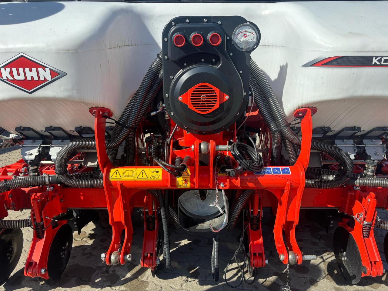 Kuhn Kosma TD Front
