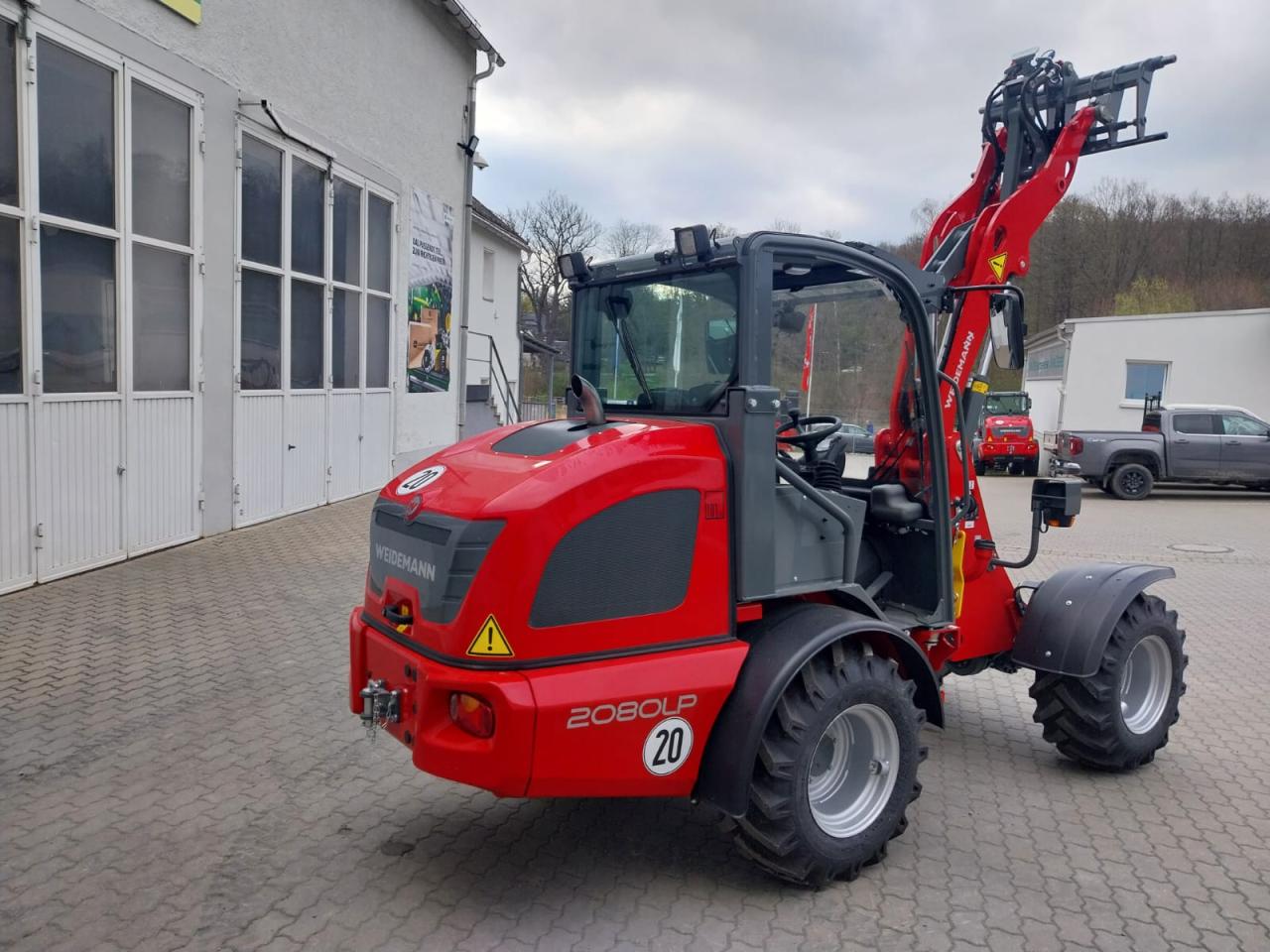 Weidemann 2080LP Right