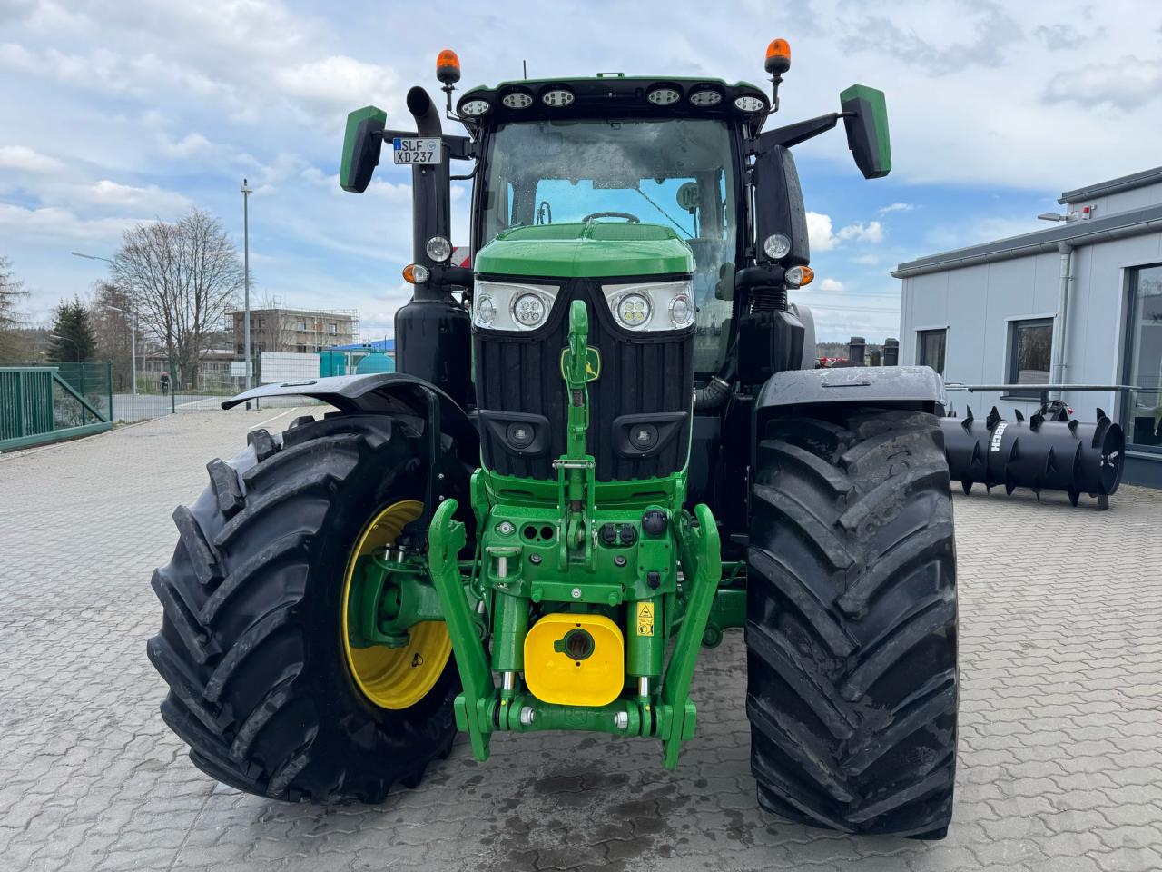 John Deere 6R 250 Aerial