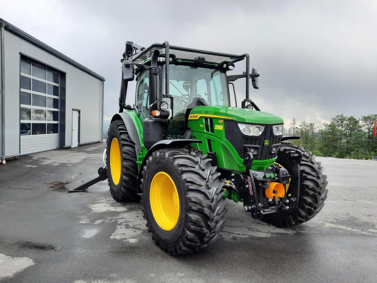 John Deere 6R 150 mit Ladekran Rear