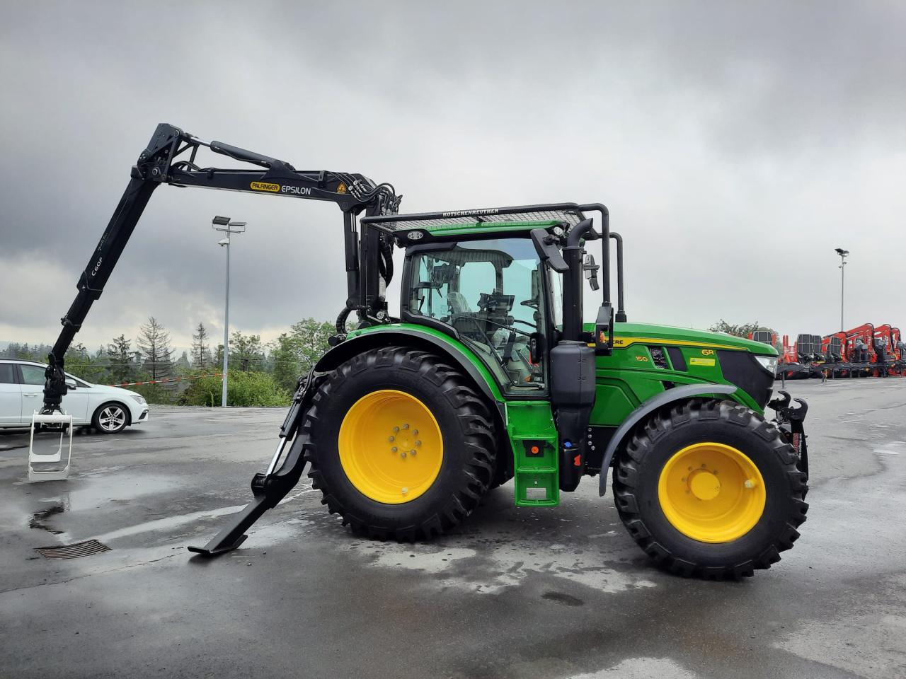 John Deere 6R 150 mit Ladekran Right