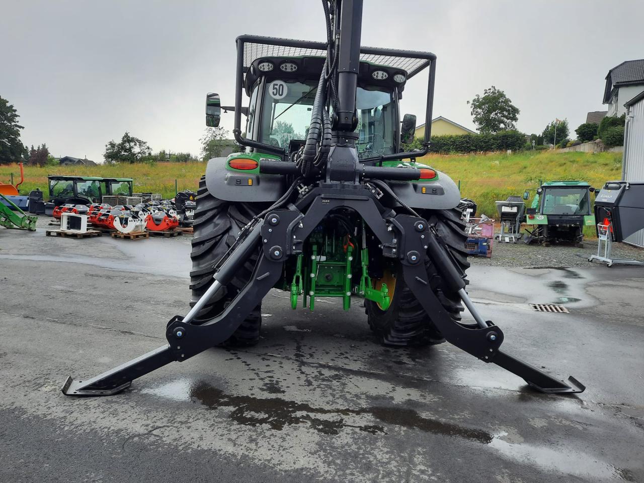 John Deere 6R 150 mit Ladekran Above