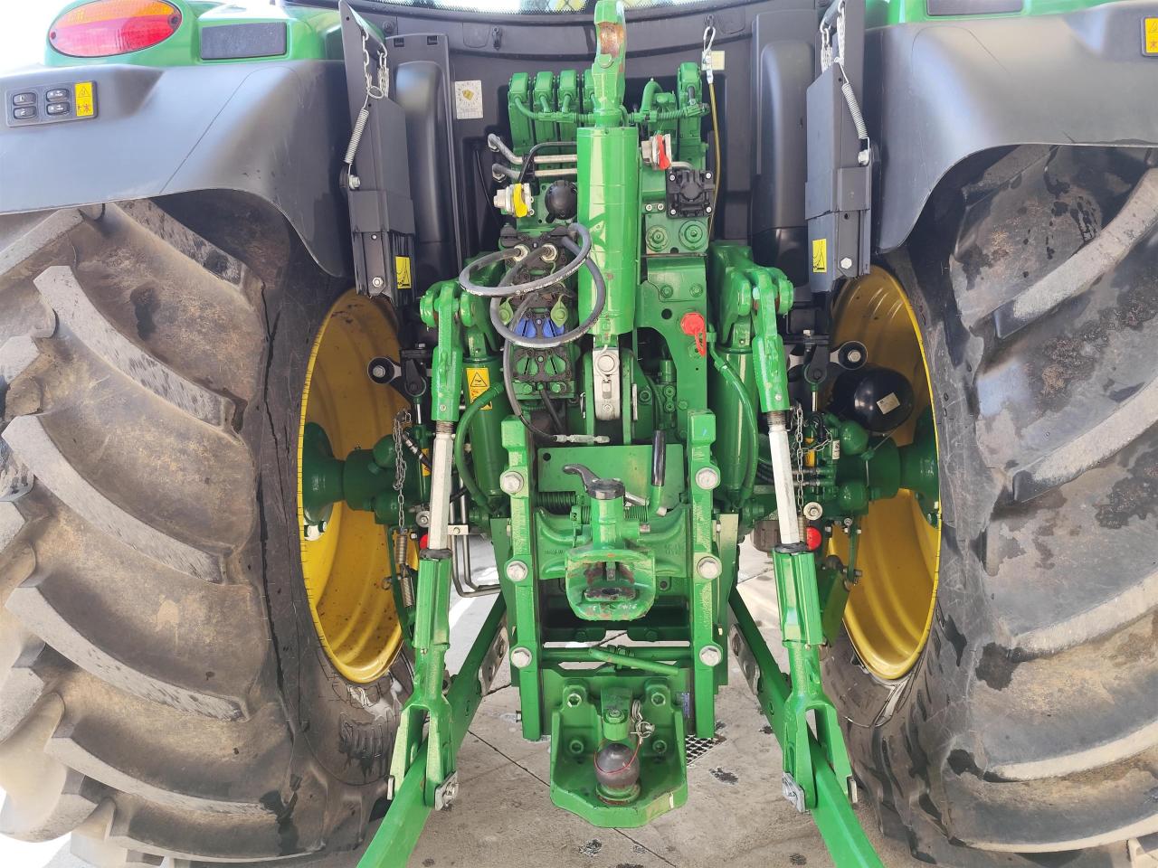 John Deere 6R 150 Above