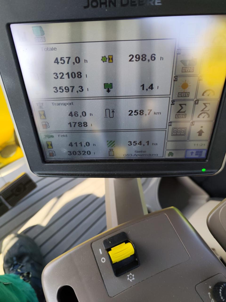 John Deere 9700i Rear