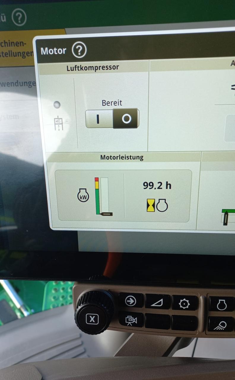 John Deere S785i HM - 710er Bereifung Above