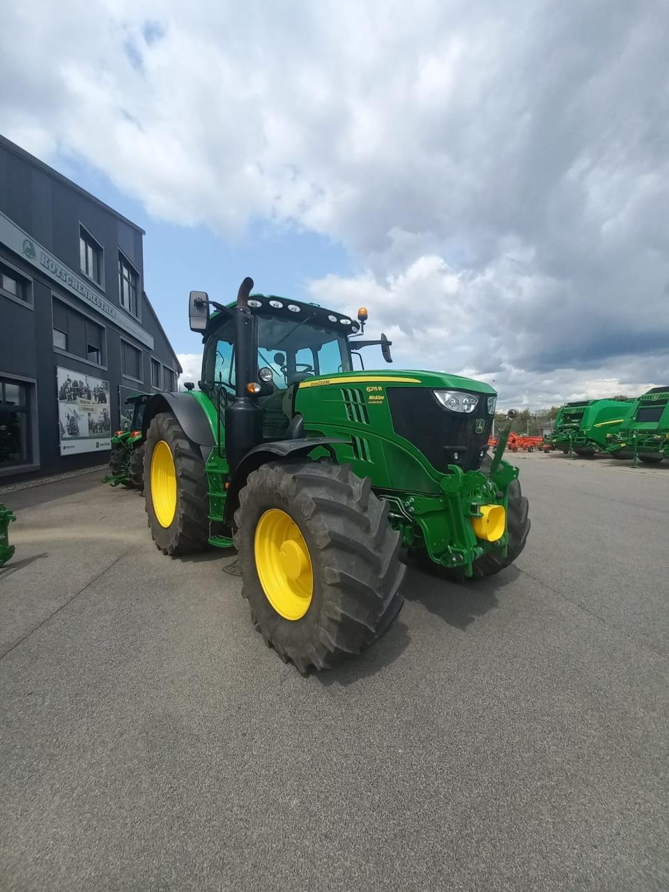 John Deere 6215R Left