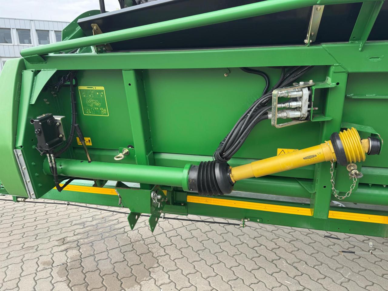 John Deere T560 HM Rear