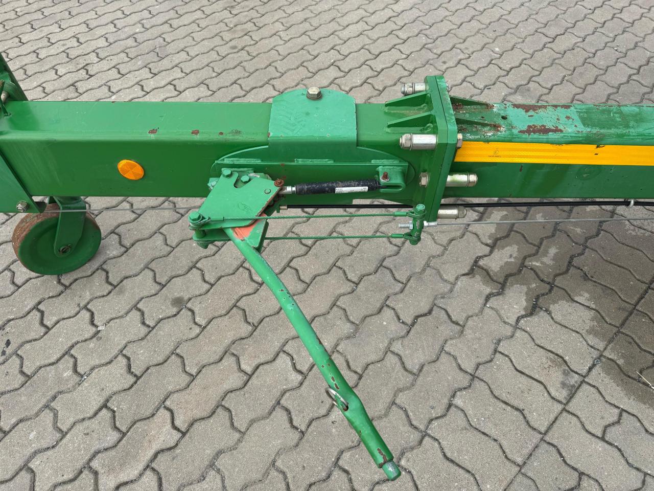 John Deere T560 HM Rear