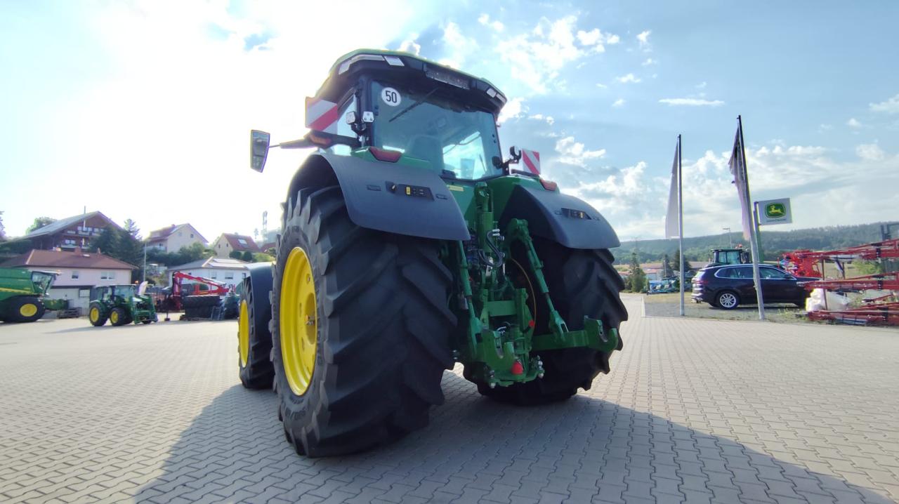 John Deere 8R 370 Left