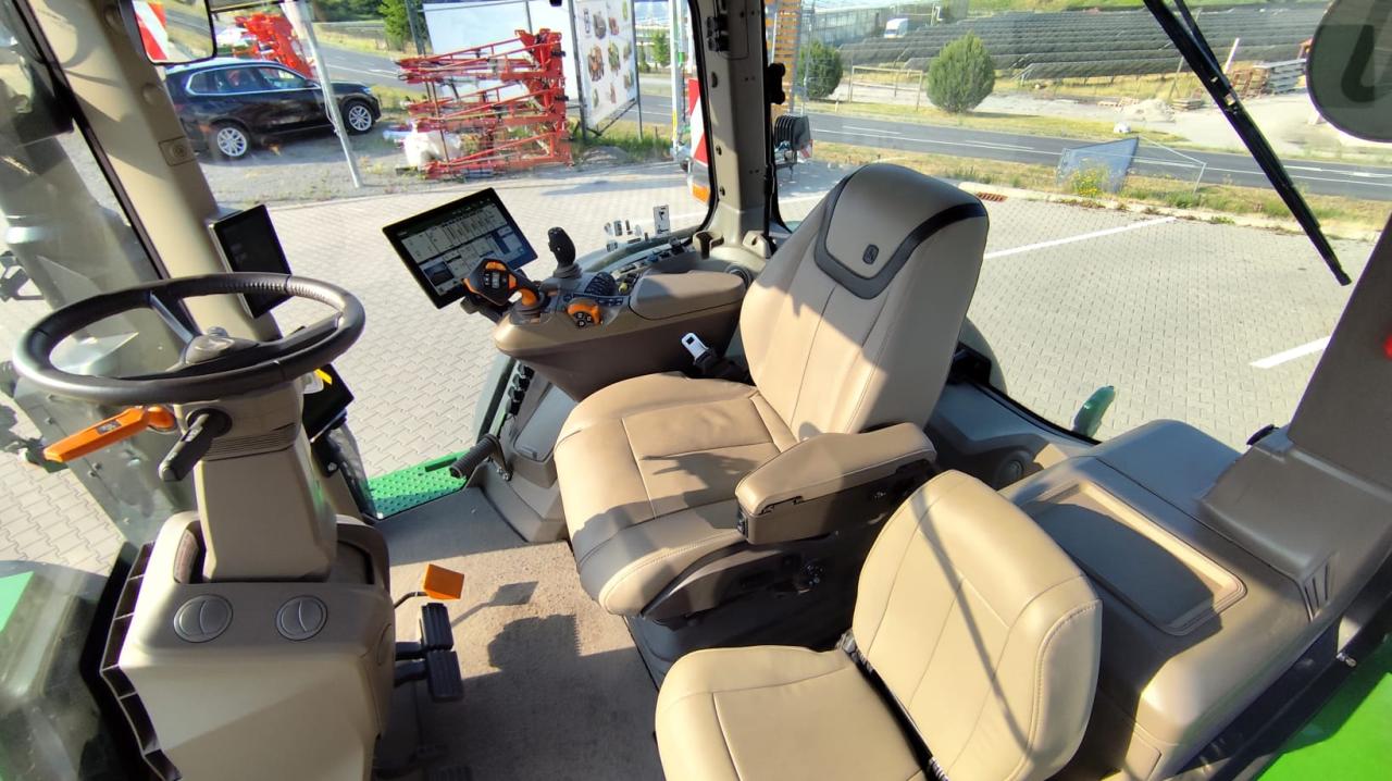 John Deere 8R 370 Front