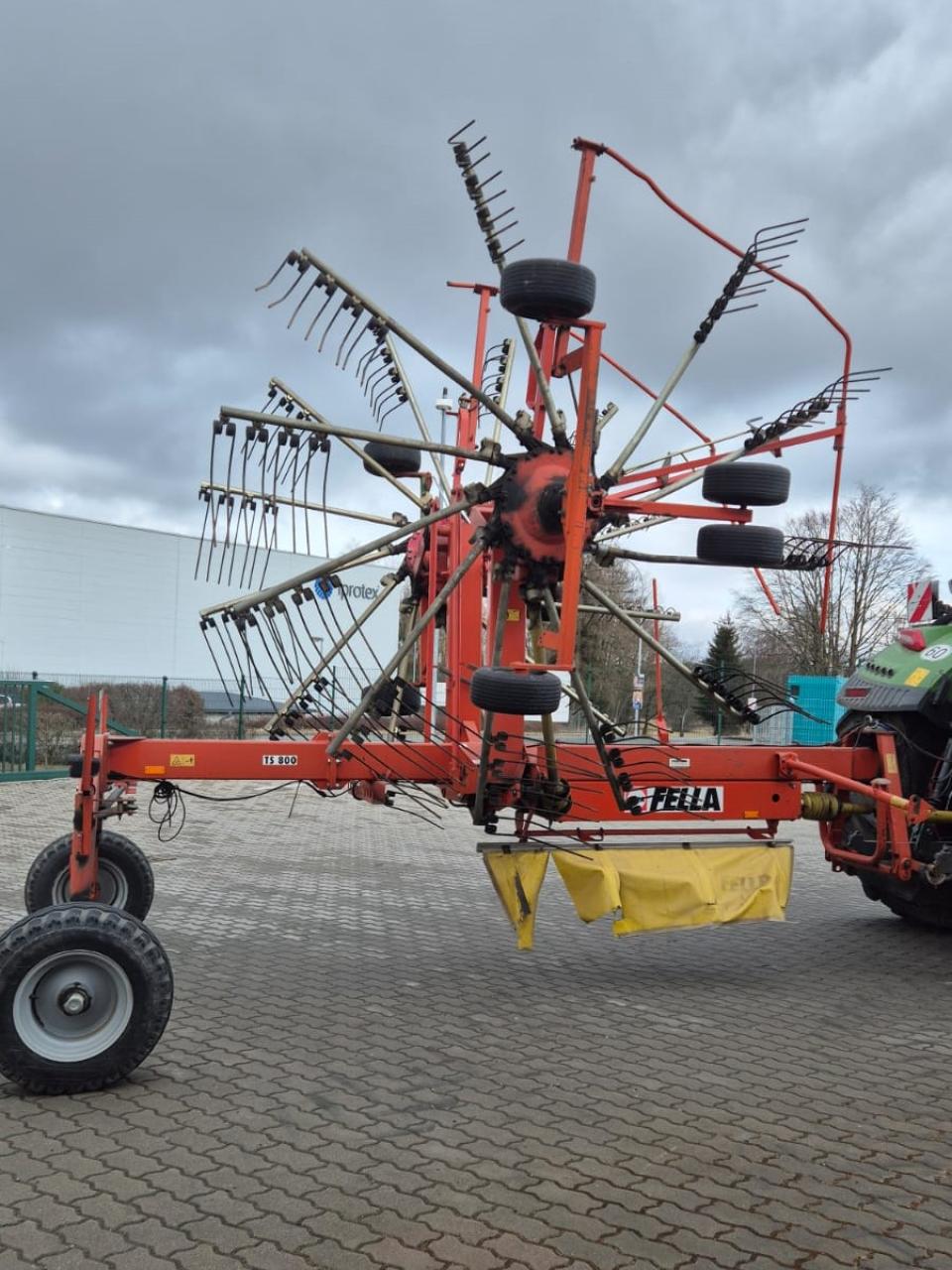 Fella TS 800 Right