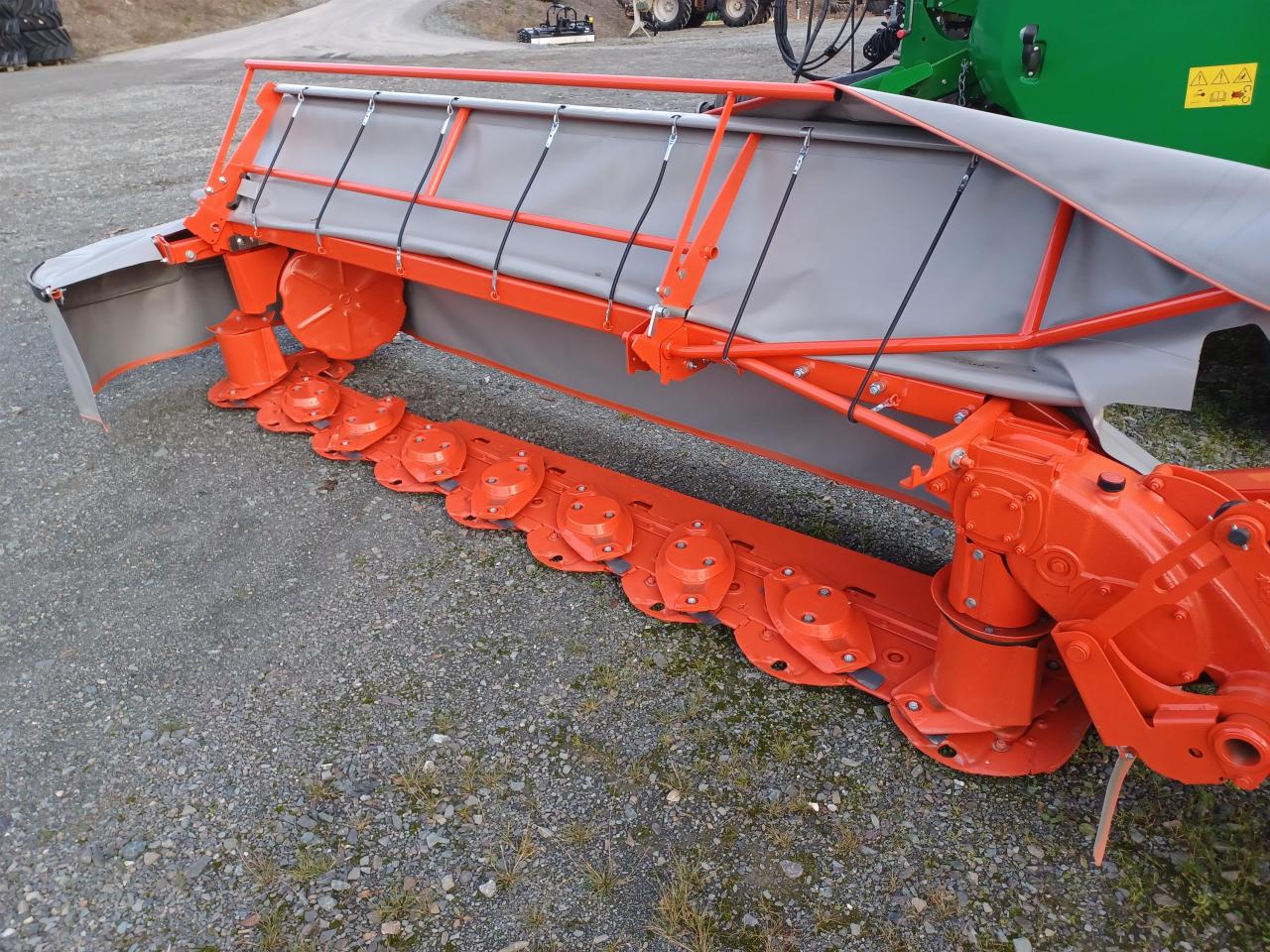 Kuhn GMD 355-FF Aerial