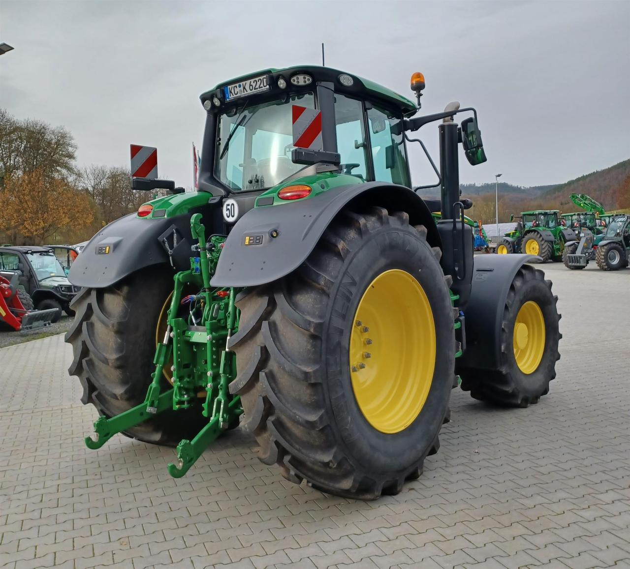 John Deere 6M 220 Left