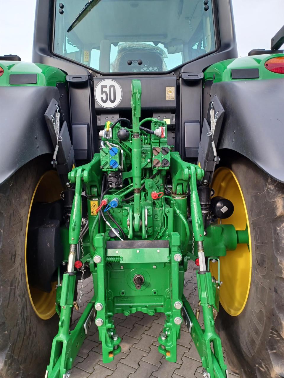 John Deere 6M 220 Above