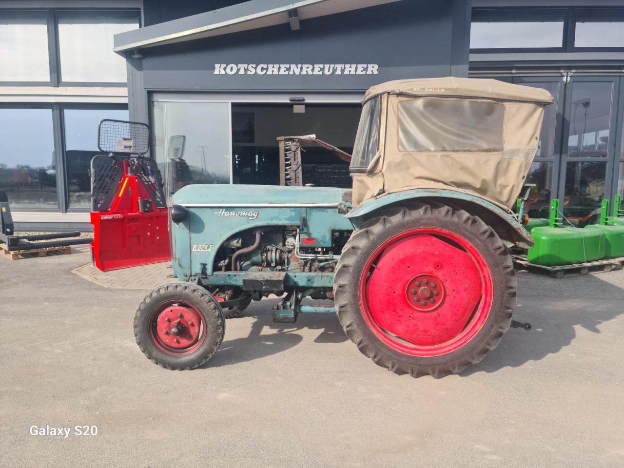 Hanomag R 324 SA