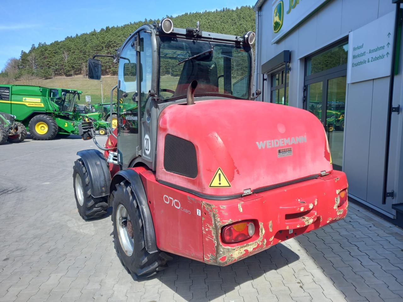 Weidemann 3070 CX 80 Rear